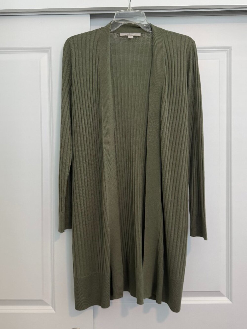LOFT Green Ribbed Cardigan Size Medium Good Condition